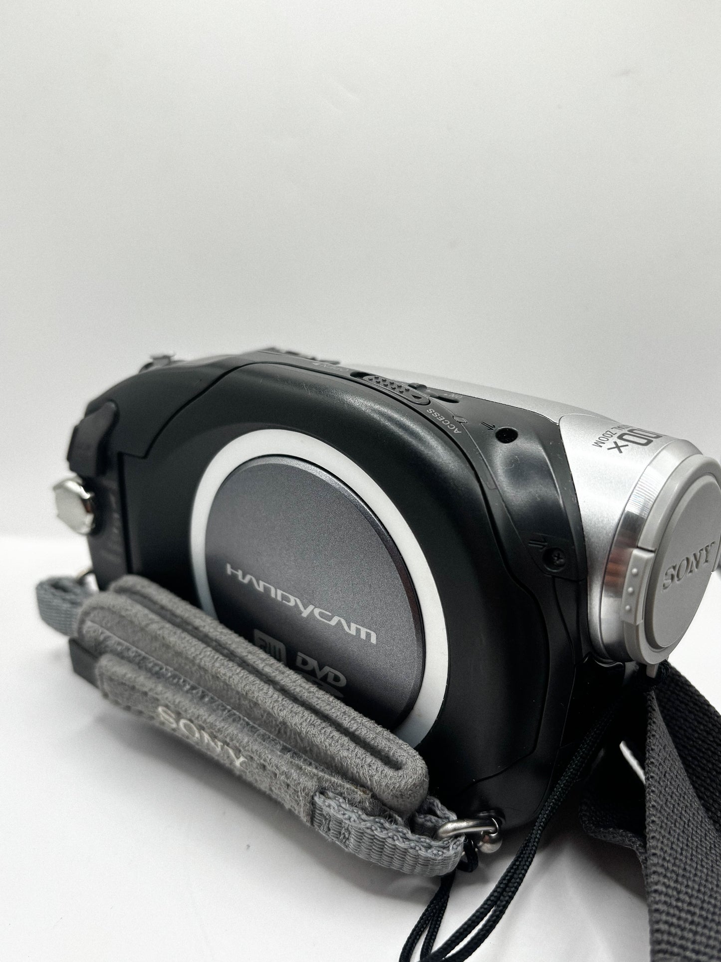 Sony Handycam DCR-DVD92