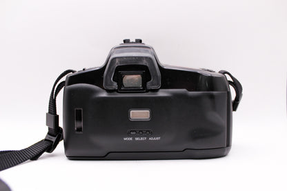 Minolta Maxxum 330si