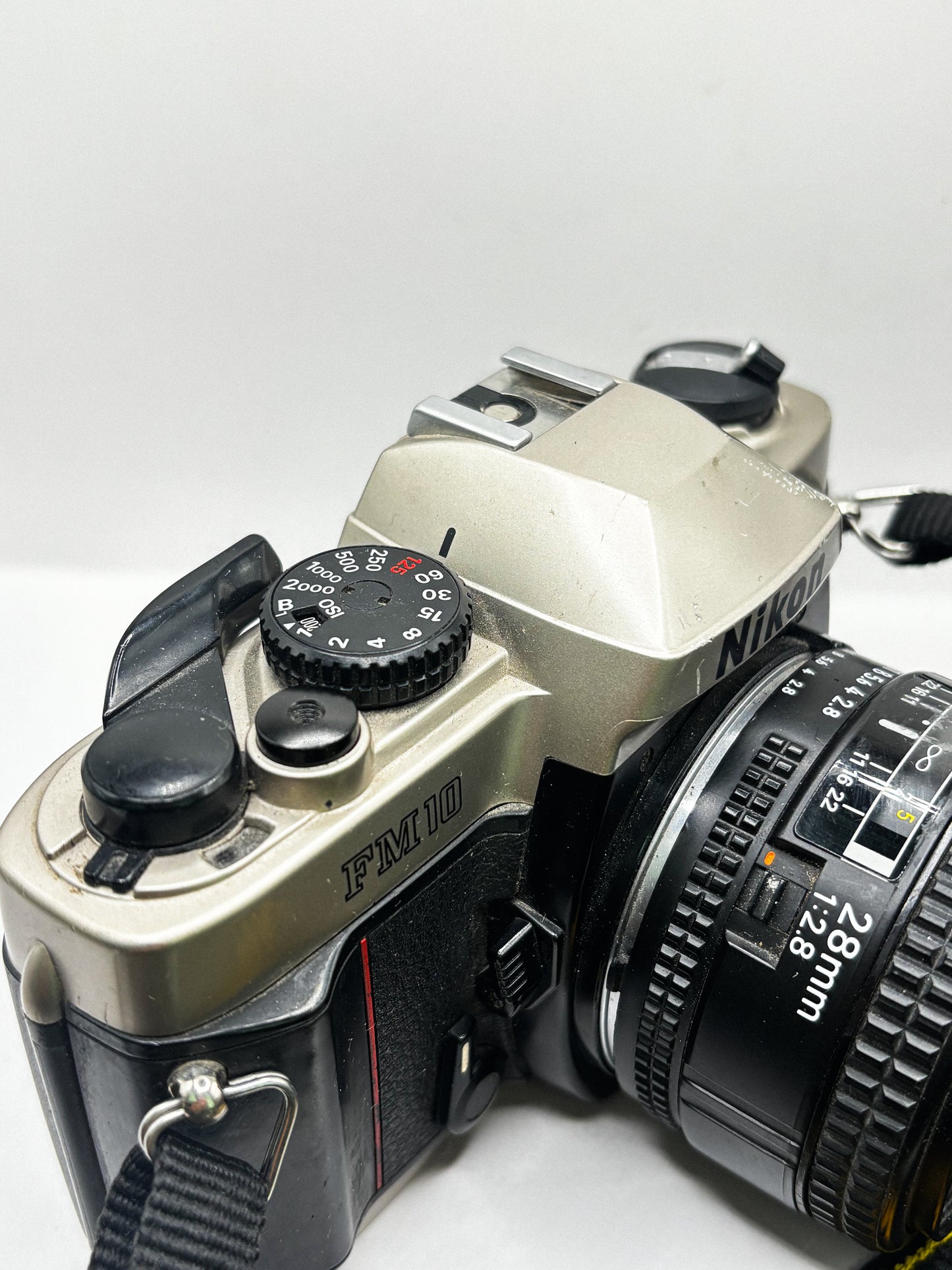 Nikon FM10